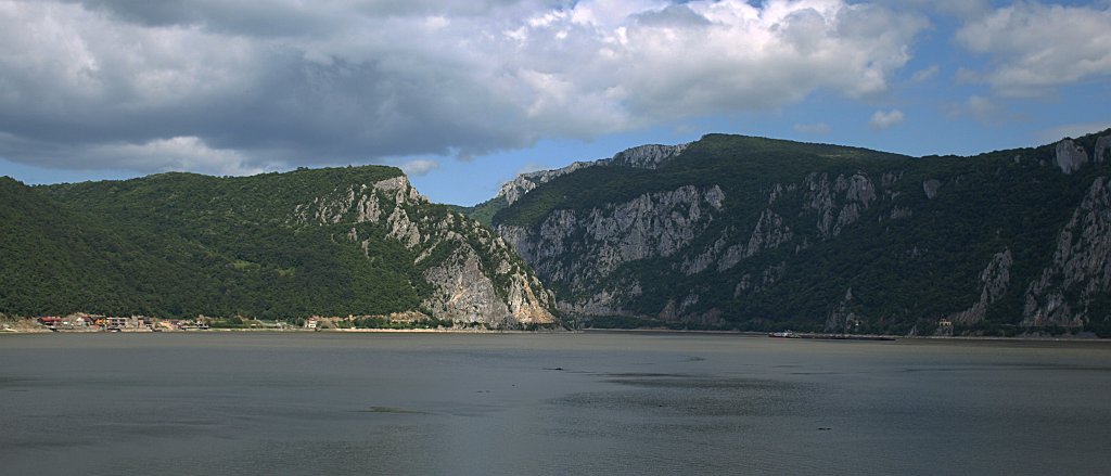 225.JPG - A Kis Kazán, most a szárazföldről.